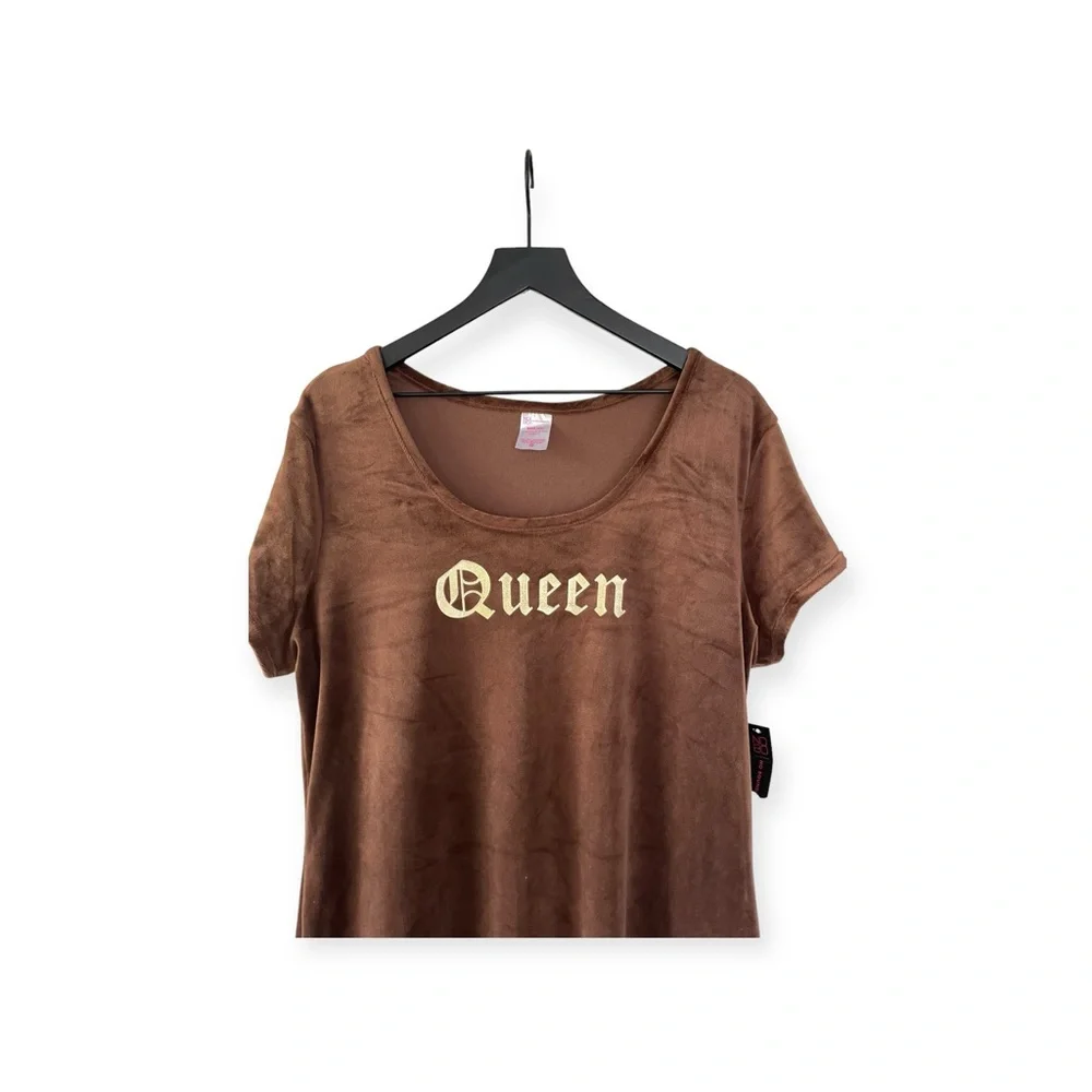 NWT No Boundaries QUEEN dress